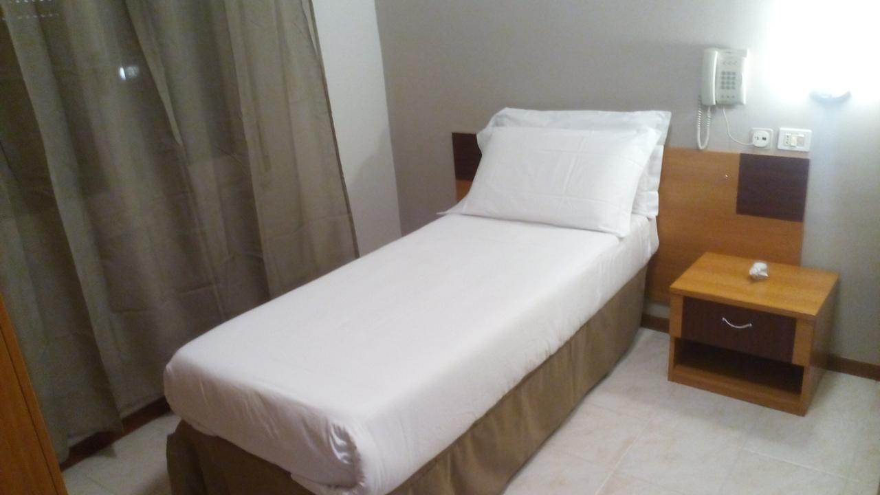 Albergo Soliani Fabbrico Exterior foto